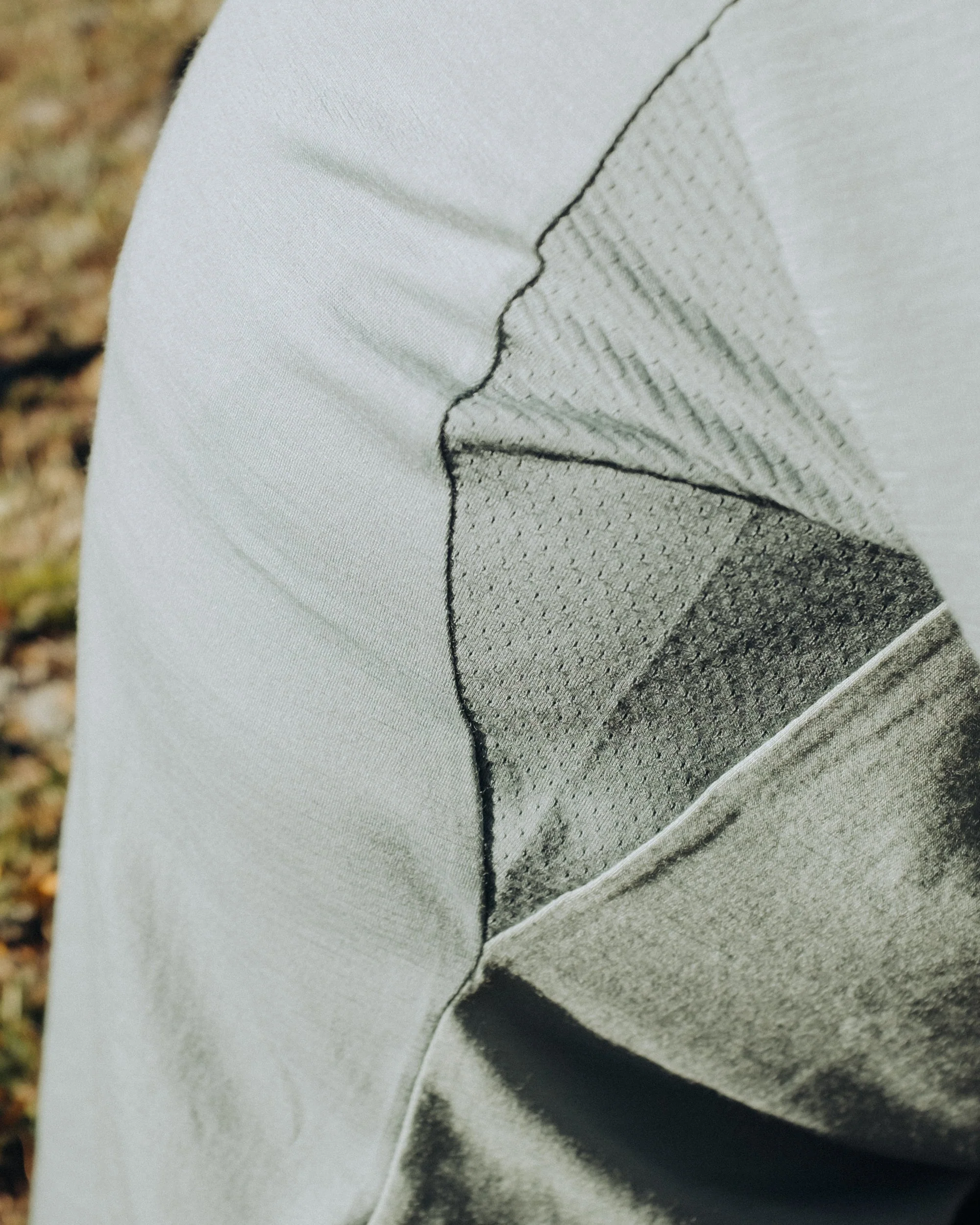 Diversion Merino Bike Jersey Long Sleeve - Dew / Desert Sage - Image 3