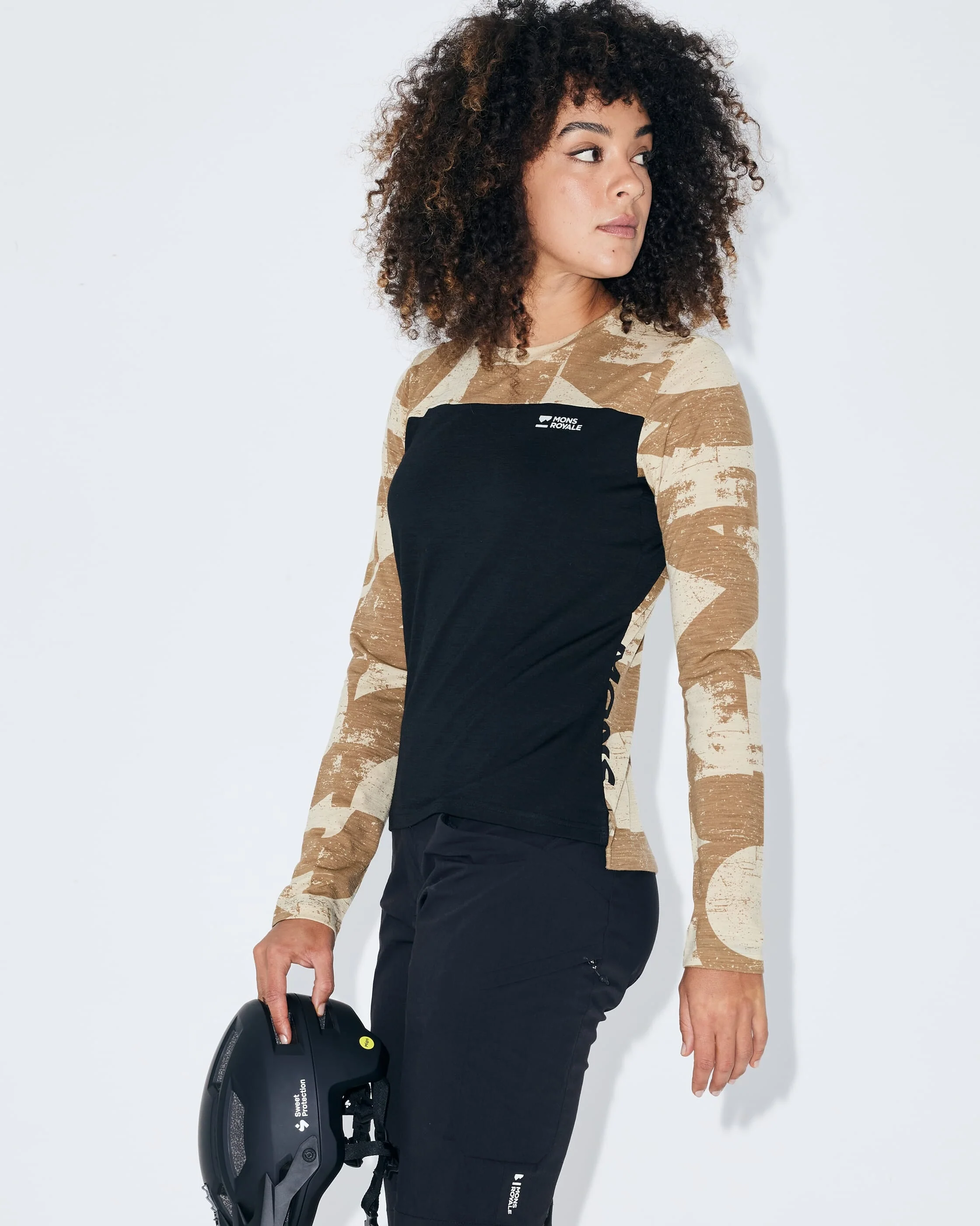 Diversion Merino Bike Jersey Long Sleeve - Grunge / Black | Women's Bike Jersey - Image 8