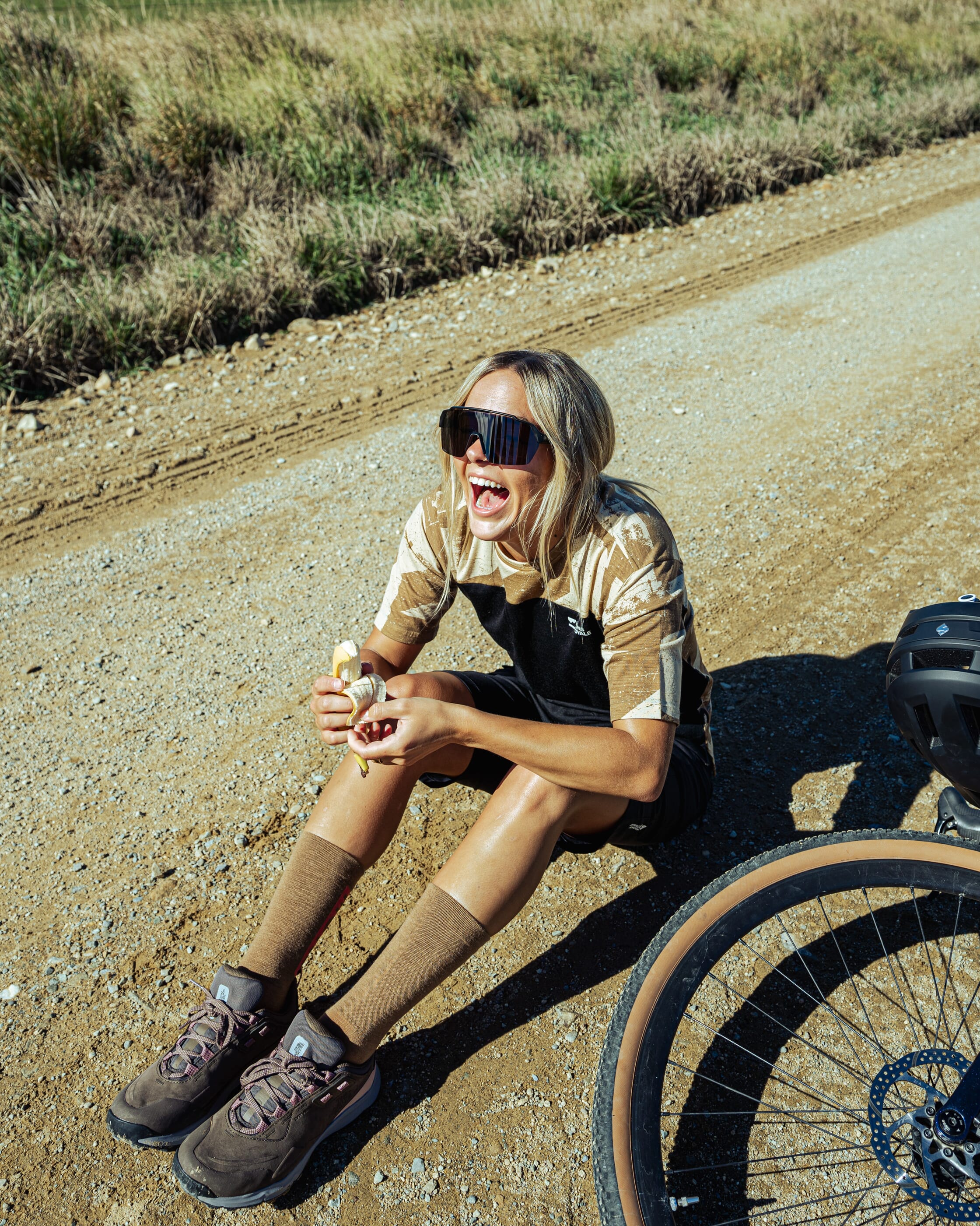 Diversion Merino Bike Jersey Short Sleeve - Grunge / Black | Women's Bike Jersey - Image 6