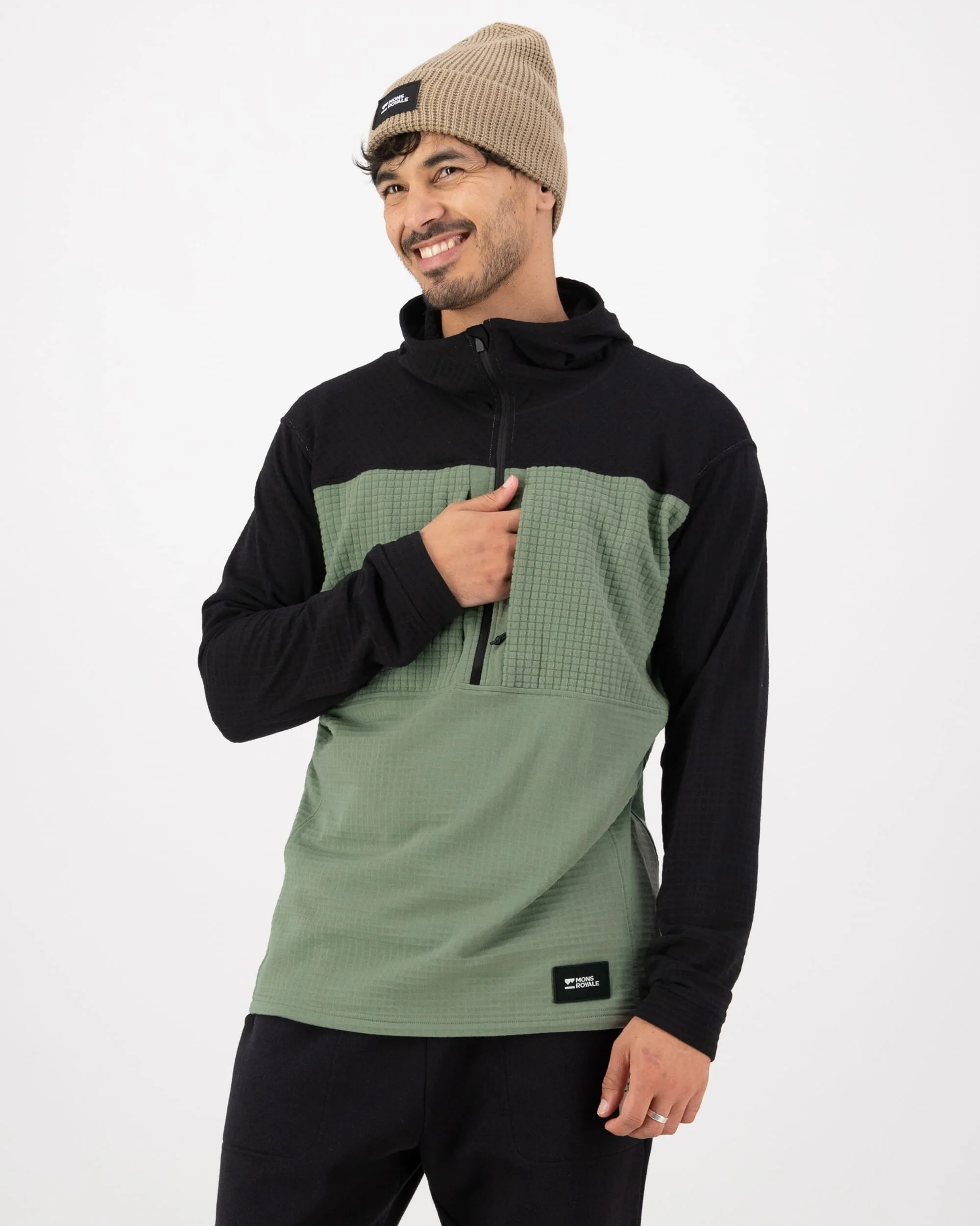 Offgrid Merino Fleece 1/2 Zip Long Sleeve - Willow / Black | Men's Mid Layer - Image 3