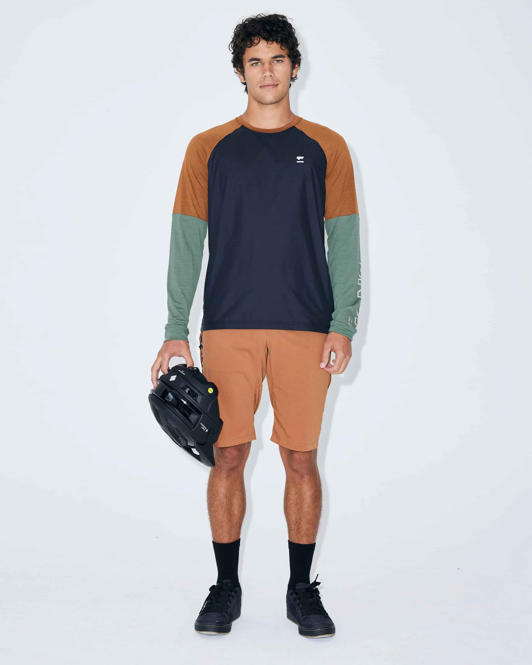 Tarn Merino Bike Wind Jersey - Cypress / Caramel / Black | Men's Bike Jersey - Image 7